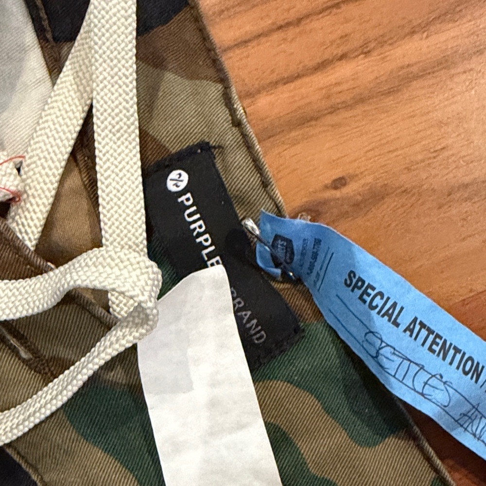 ❄️ Rare Used Dry cleaned Men’s Purple Brand cargo - Picture 5 of 12